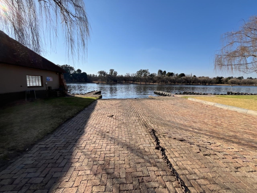 To Let 3 Bedroom Property for Rent in Vaalpark Free State